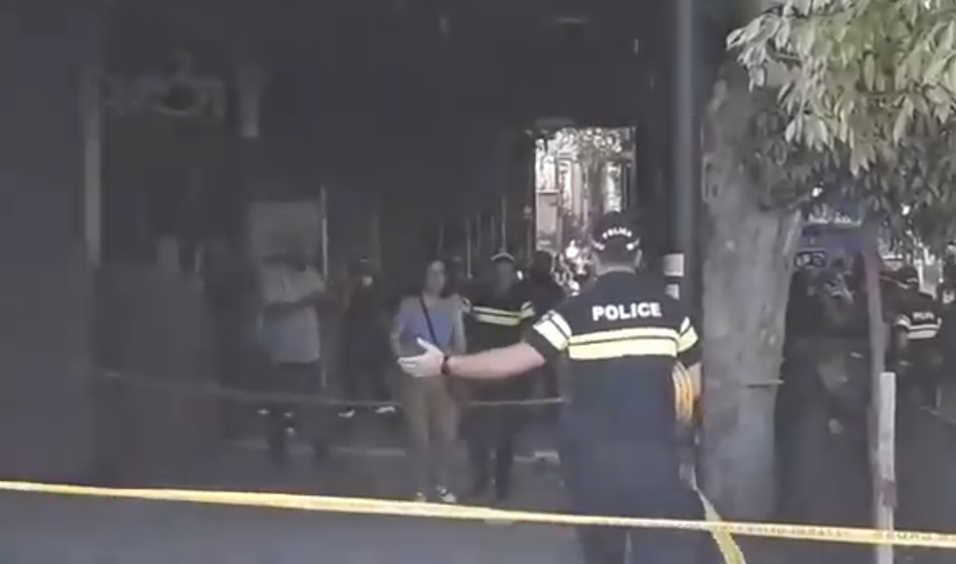Появилось видео с места взрыва в центре Тбилиси