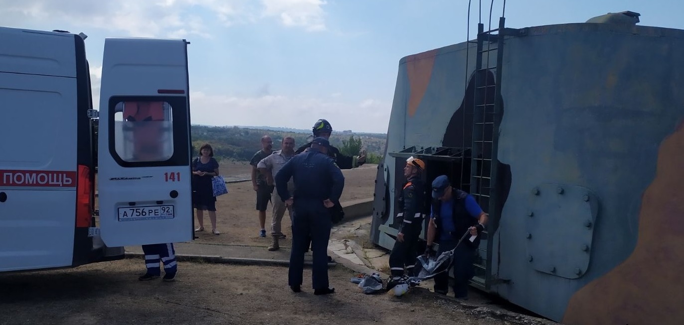Ребенок провалился на семиметровую глубину в башню береговой батареи в Севастополе
