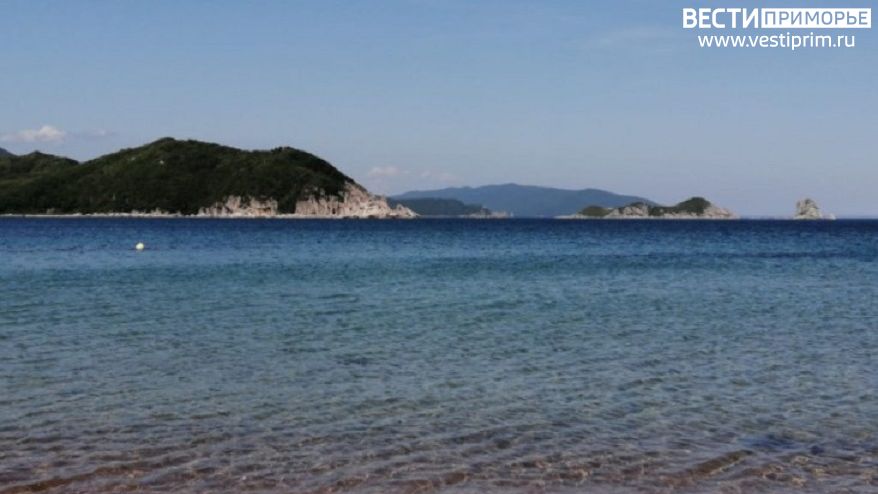 Пустая лодка в море: в Приморье ищут хозяина дрейфующего судна