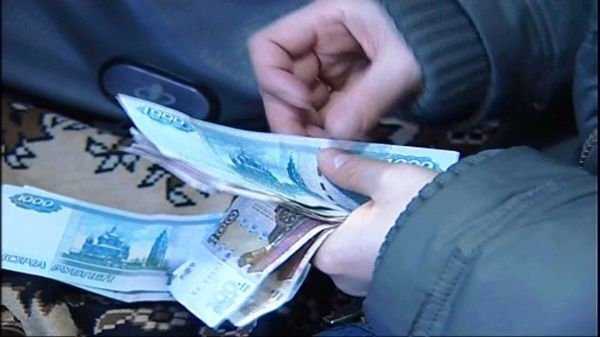 Лжевнук обманул костромскую бабушку на 150 тысяч рублей