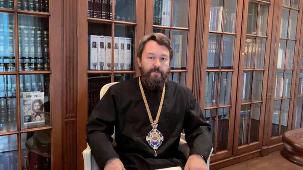Митрополит Иларион ответил на "несправедливые упреки"