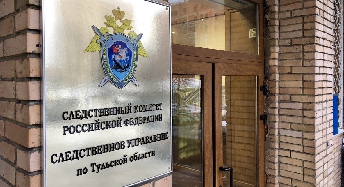 Туляк дважды переехал супругу на машине, женщине ампутировали ногу