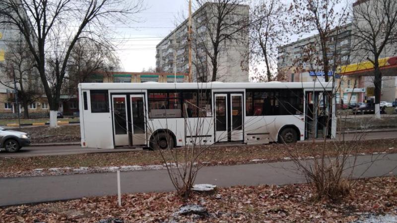 В Тамбове 70-летний пенсионер получил травмы при падении в автобусе