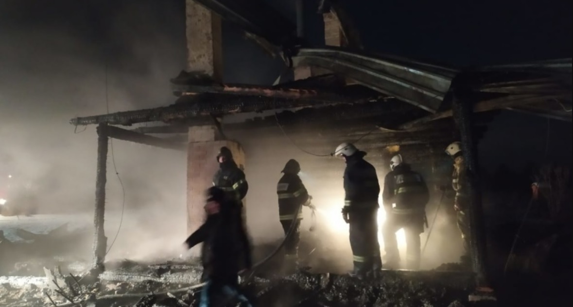Дети сгорели в дачном доме под Клином