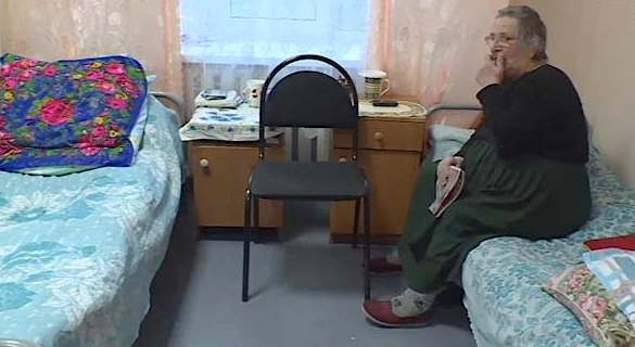 Из-за вспышки COVID-19 Боровичский дом-интернат для престарелых останется на изоляции до 20 января