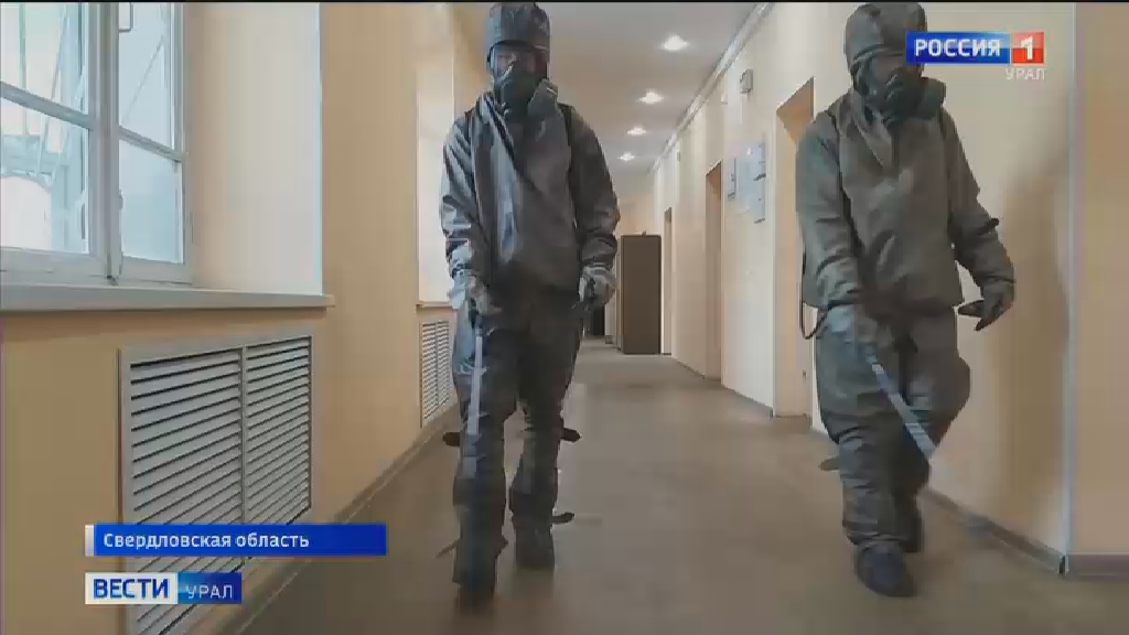 Военнослужащие ЦВО провели дезинфекцию военных ВУЗов и училищ