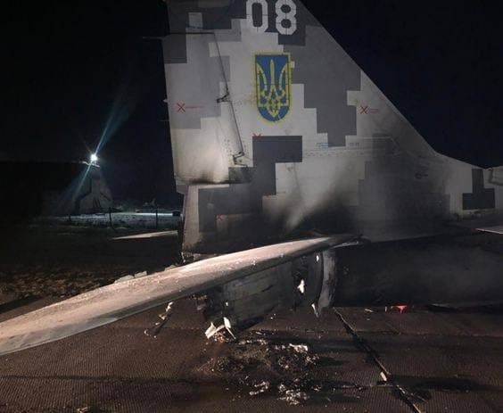Пьяный украинский офицер протаранил МиГ-29 на военном аэродроме