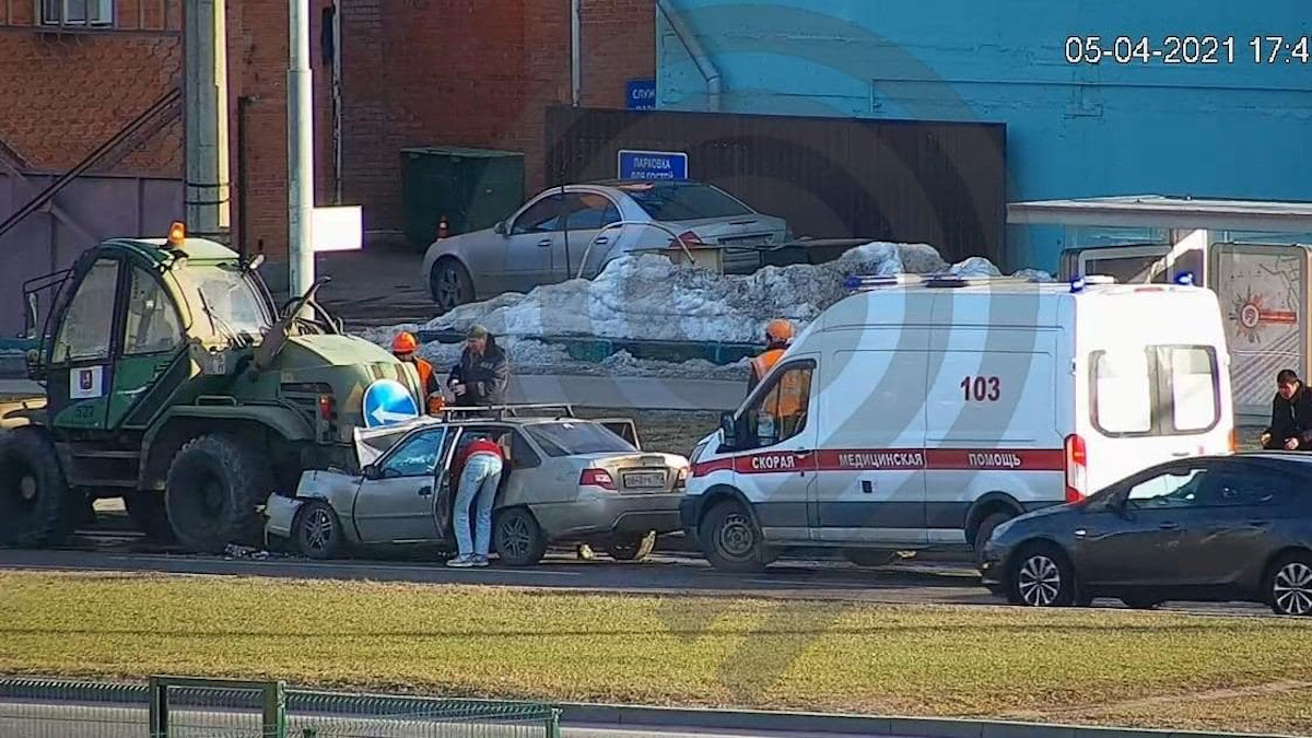 В Дептрансе рассказали подробности об аварии на юге Москвы