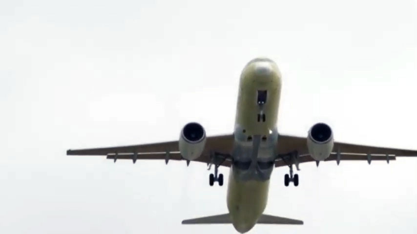 МС-21 с российскими двигателями прилетел в Ульяновск для покраски
