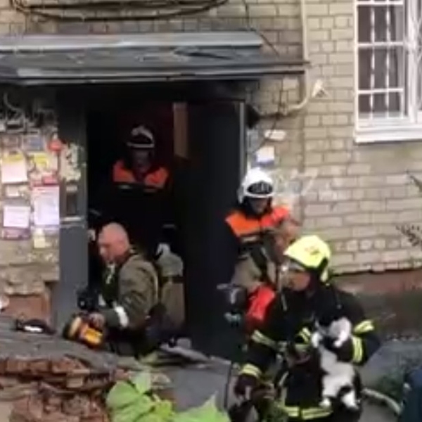 В центре Рязани при пожаре пострадала женщина