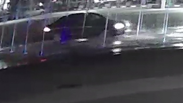 Появилось видео дрифтера в фонтане под Воронежем
