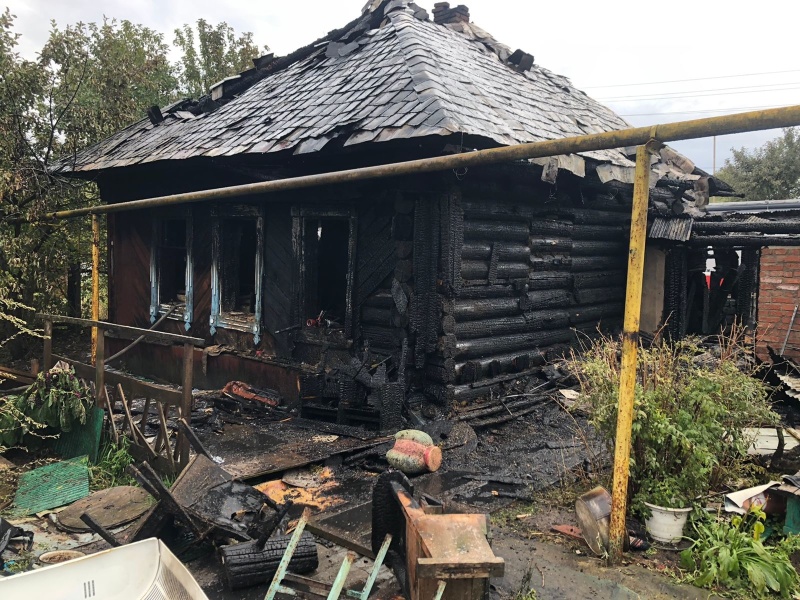 Миллион рублей ущерба: в Марий Эл мальчик доигрался со спичками и сжег дом