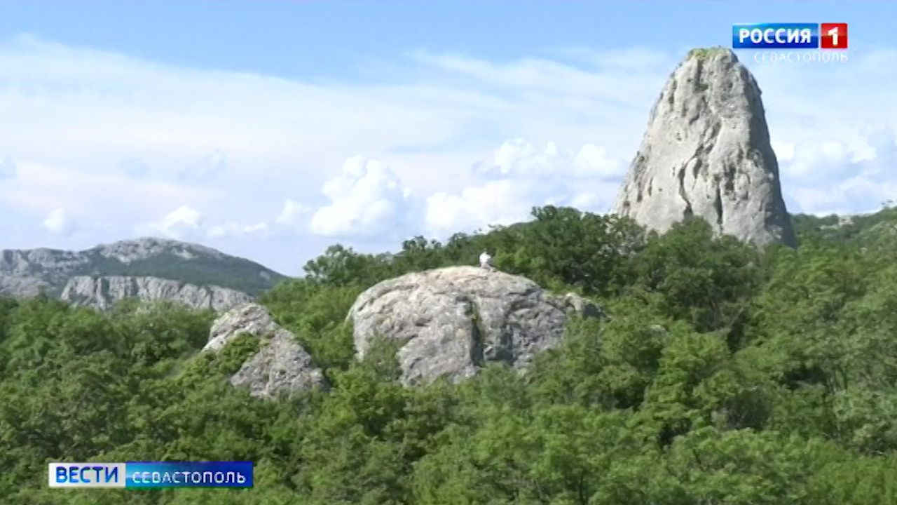 Туристка из Санкт-Петербурга заблудилась в горах Крыма