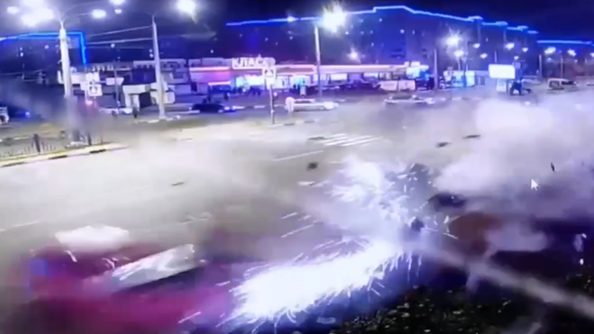 В Харькове 16-летний подросток устроил страшное ДТП. Видео