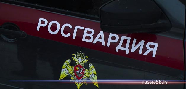 Таксист сдал полиции клиента, заподозрив его в преступлении