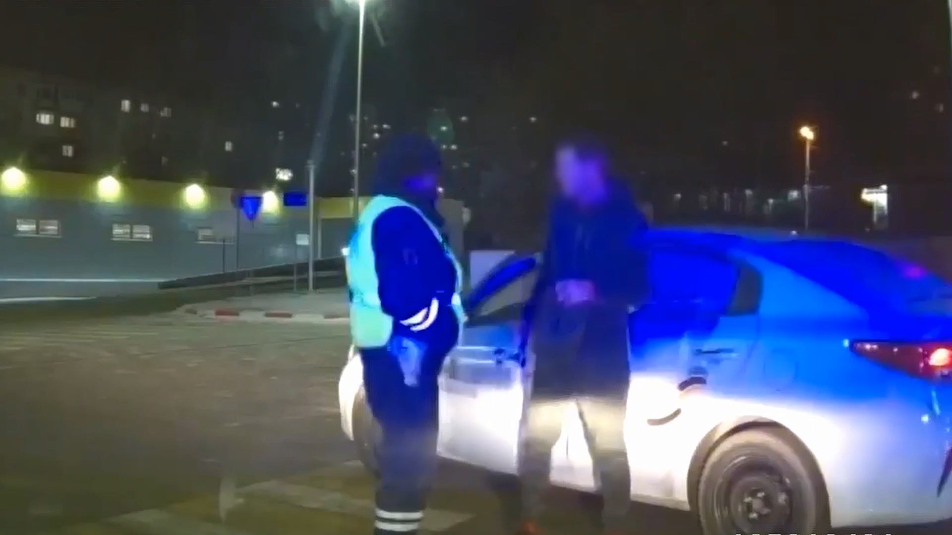 В Волгограде задержан водитель-наркоман со свертком марихуаны