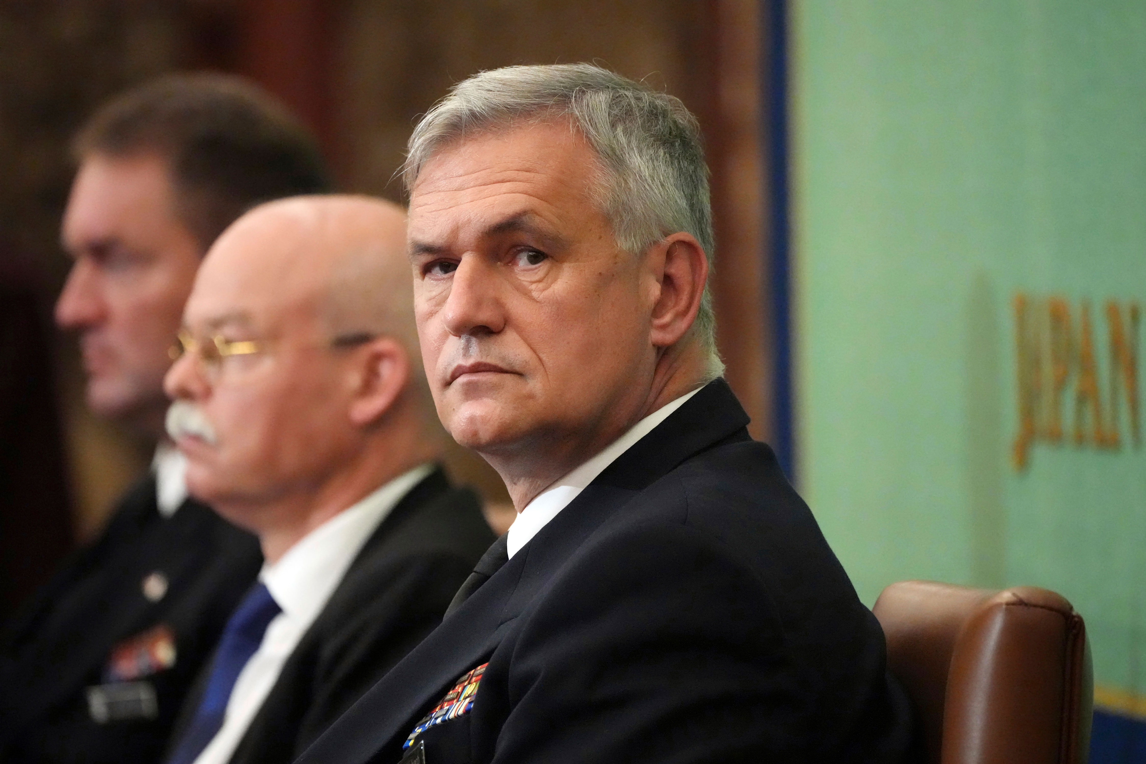 Глава ВМС ФРГ защитил Крым и "утонул"