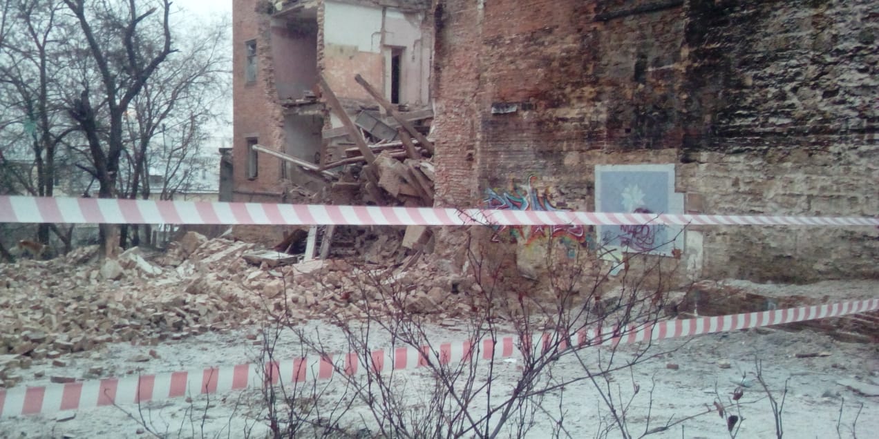 В результате обрушения дома в Ростове никто не пострадал