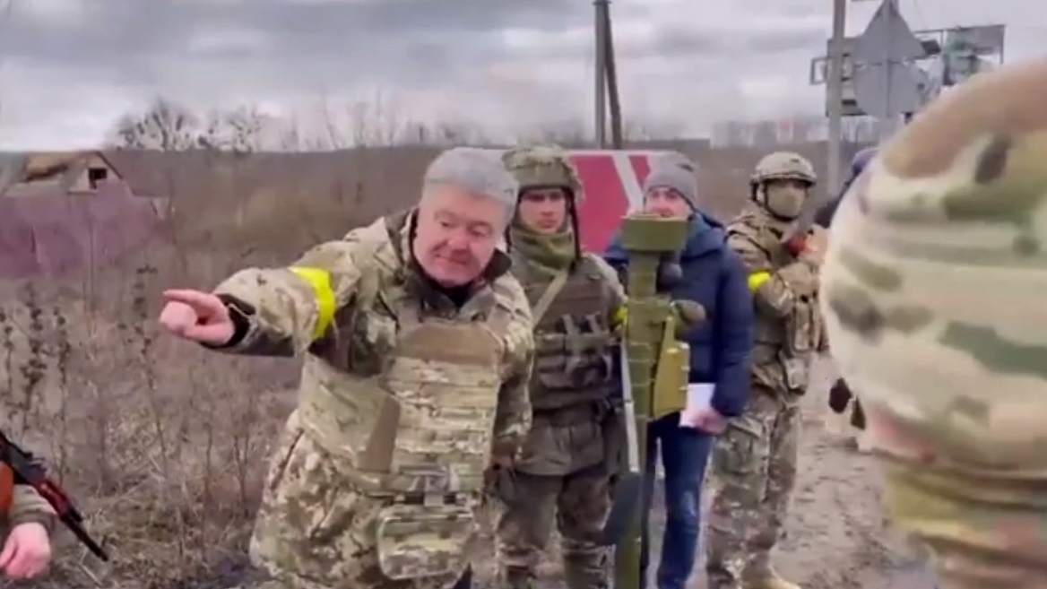 "Пиар не удался": Порошенко оконфузился в военной форме
