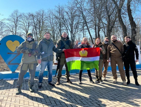 Жителям Волновахи доставили гумпомощь из Калужской области