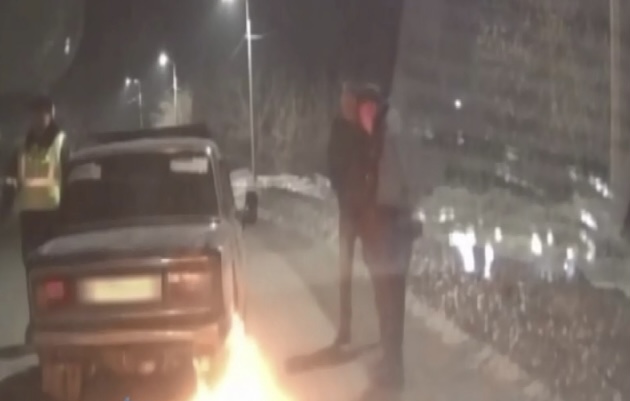 В Назарове пьяный мужчина при задержании хотел сжечь свои "Жигули"