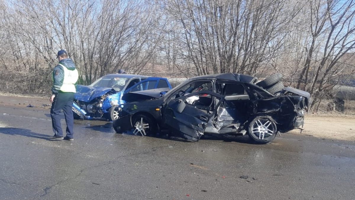 Пять человек пострадали в массовой аварии в Нижнекамске