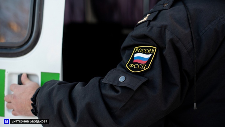 Томич препятствовал аресту автомобиля, за что будет отвечать в суде