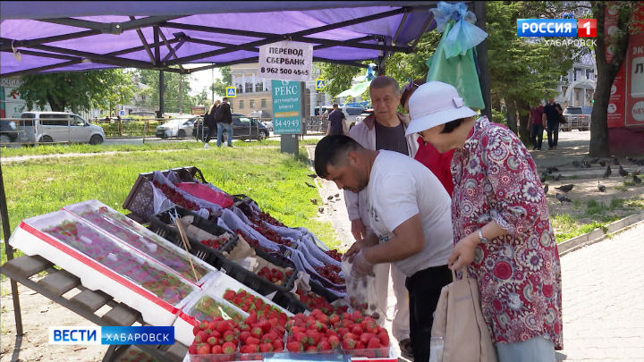 Вкусная и сладкая, но всегда ли безопасная? В Хабаровске открыли сезон черешни