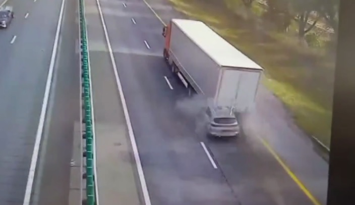 Видео: три человека погибли в аварии на трассе на Кубани