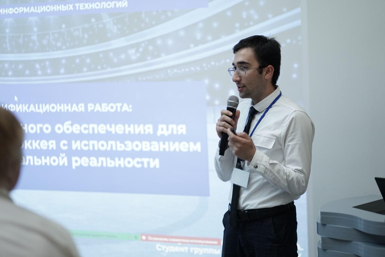 В ЧР разработали программу для подготовки хоккеистов в виртуальной реальности