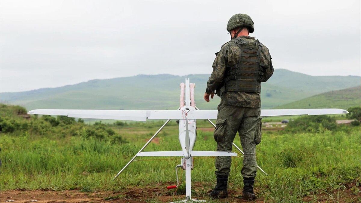 За пожарами на Кубани следят военные беспилотники