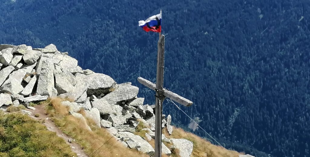 С итальянского символа мира убрали российский флаг