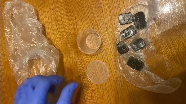 Наркодилера с поличным задержали в Томске