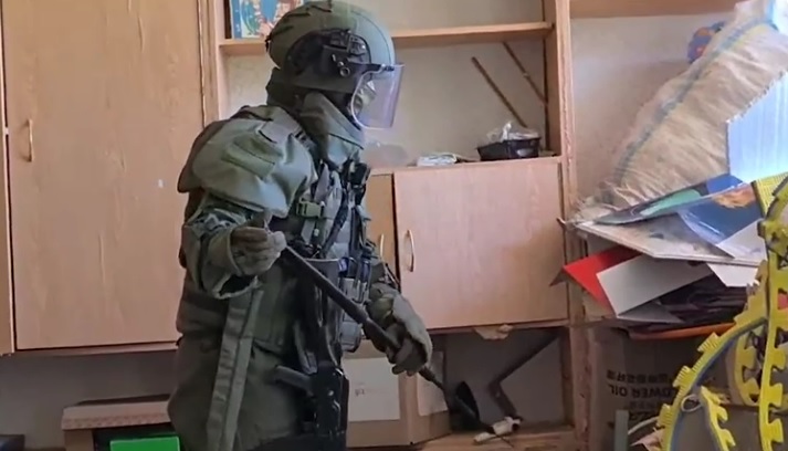 В школе ЛНР обнаружили и обезвредили установленный боевиками ВСУ фугас