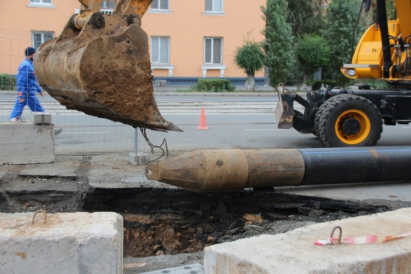 В Новотроицке завершили укладку магистрального водопровода
