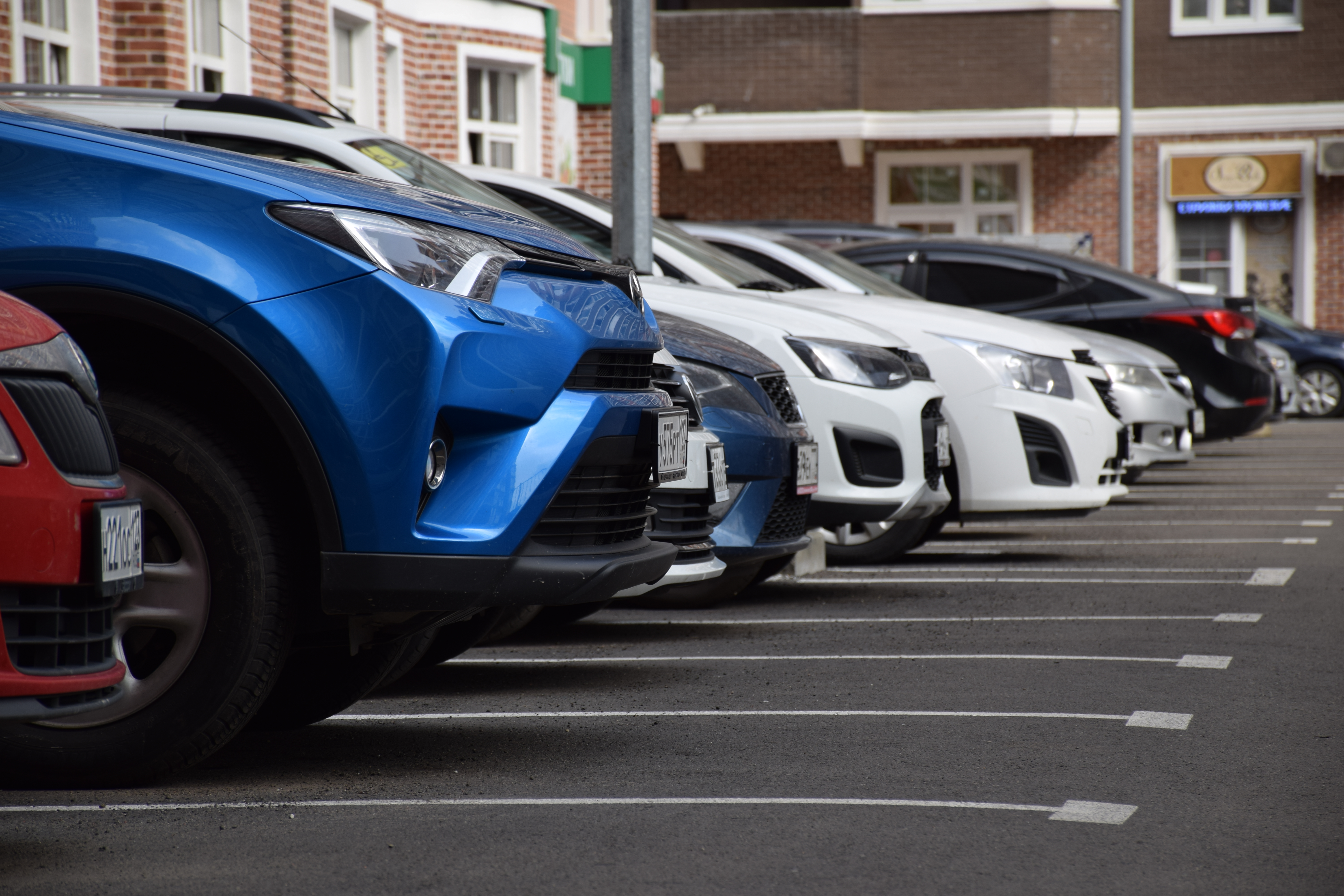 Краснодарский край на четвертом месте в России по продажам новых авто