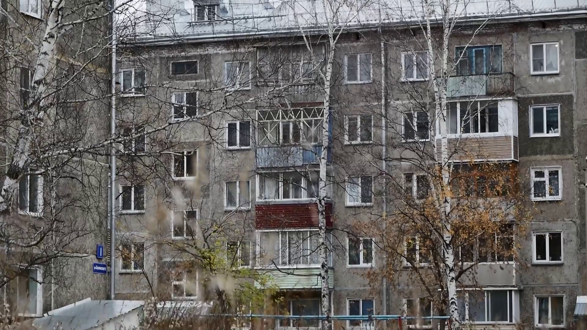 Утром жители Лесосибирска, Енисейска и части Енисейского района остались без электричества и водоснабжения