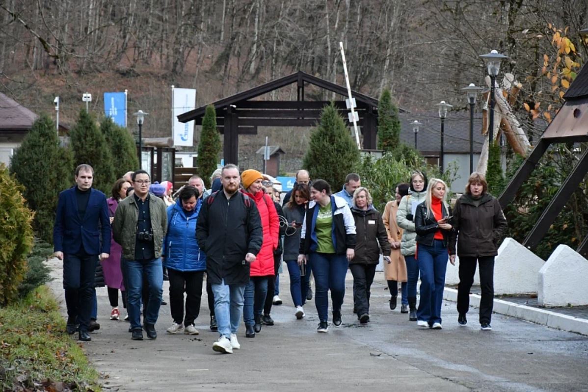 В Сочи протестировали новый туристический маршрут "Путешествие в науку"