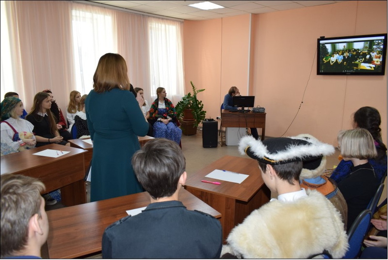 Оренбургские лицеисты пригласили на онлайн-игру кургановцев