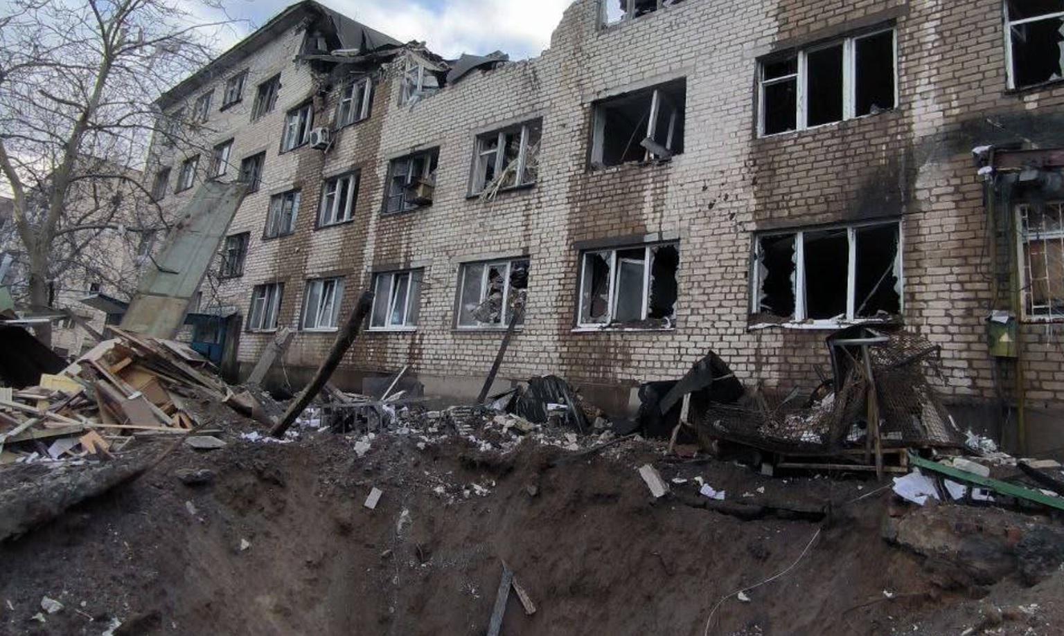 В Васильевке украинские артиллеристы убили шесть и ранили 37 человек
