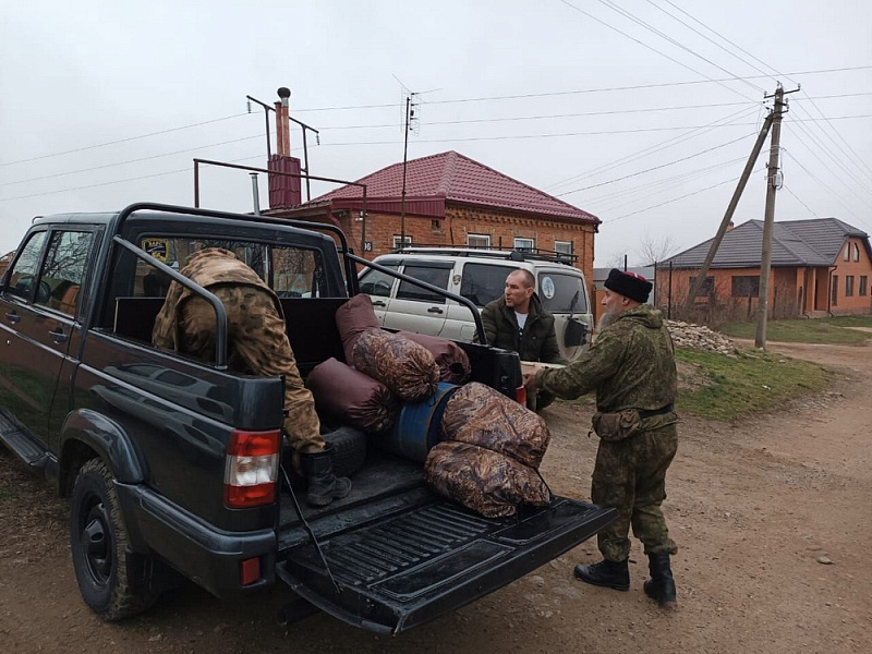 Казаки Кубани отправили 25 тонн гуманитарной помощи на Донбасс