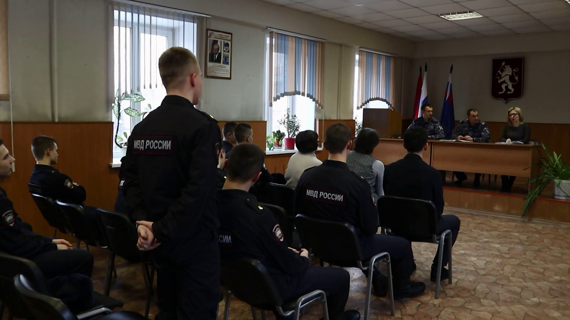Красноярские бойцы Росгвардии провели день открытых дверей для студентов