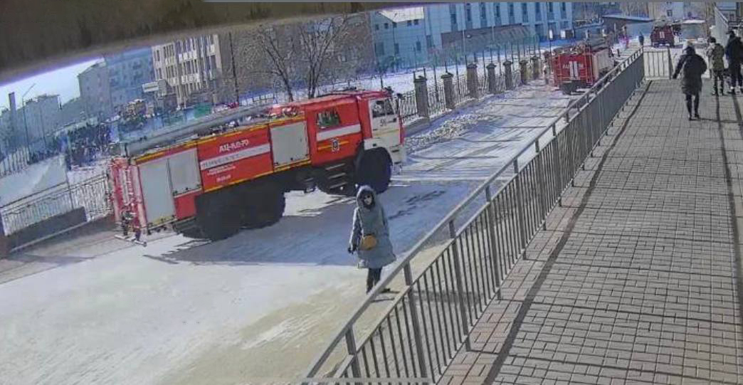 Около 360 человек эвакуировали из школы в Бурятии из-за пожара