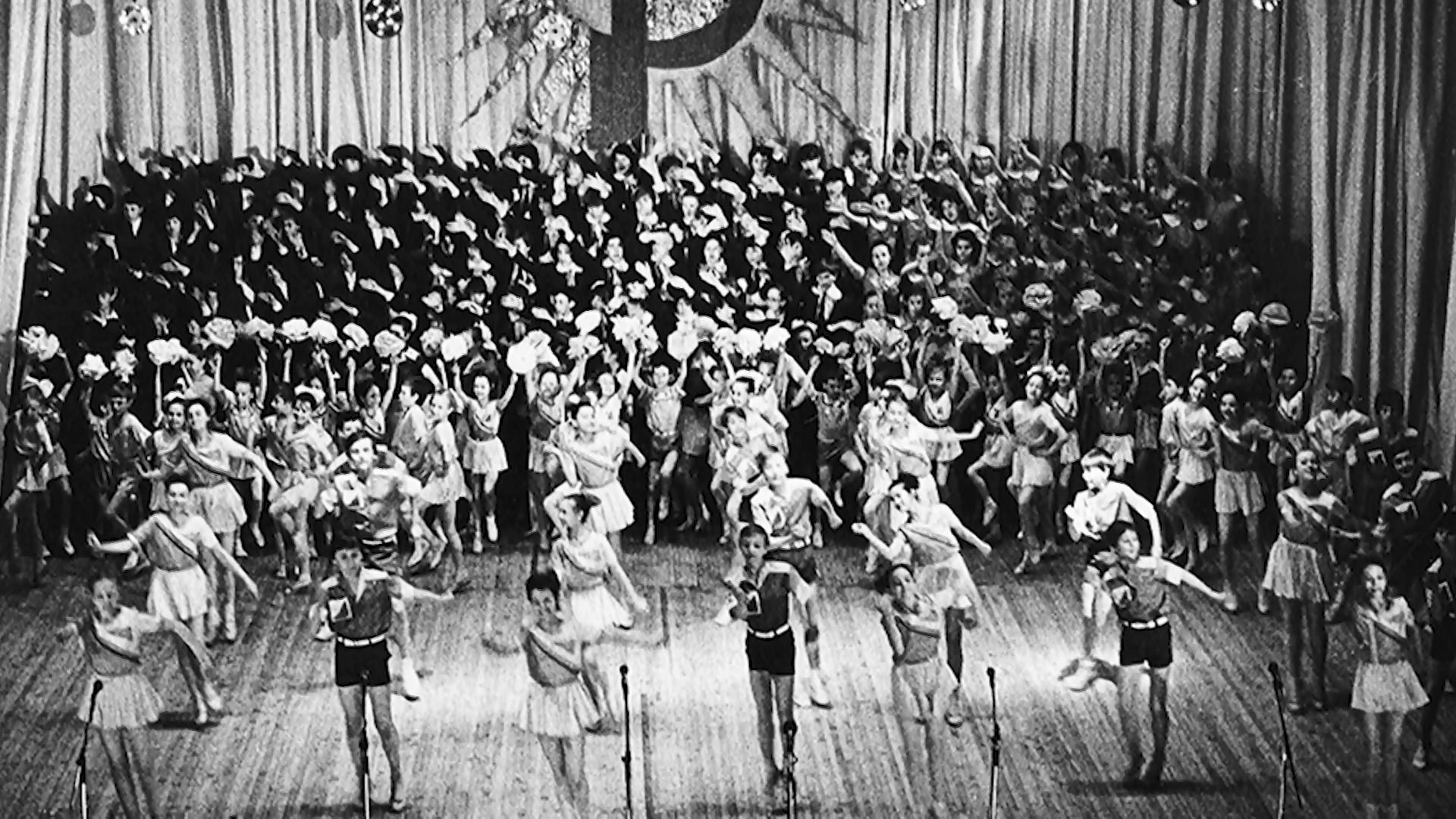 Театр детского танца "Орленок" имени Веры Гудовской отметил 55 лет со дня рождения коллектива