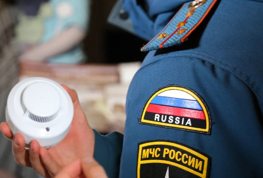 В МЧС предупредили о наживающихся на пожарных извещателях мошенниках