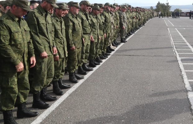 В Ингушетии вручили 12 сертификатов на земельные участки семьям мобилизованных