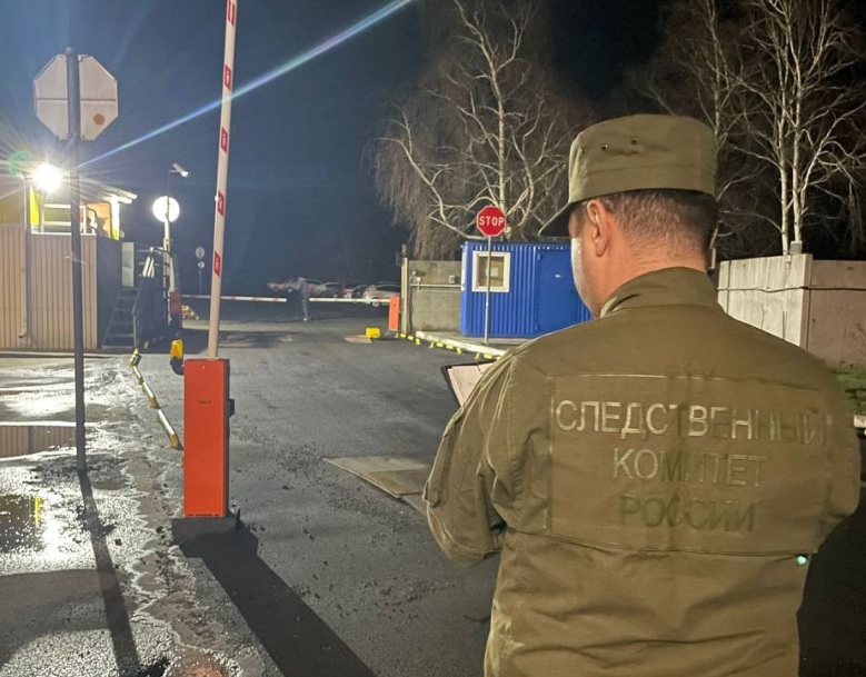 Один горняк погиб и двое пострадали после обрушения породы в шахте
