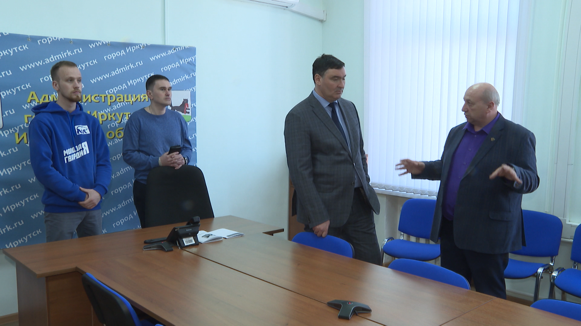 Двое иркутян провели рабочий день с главой города — проект #вместесМэром продолжается