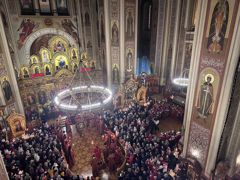 В православных храмах Кубани прошли пасхальные богослужения