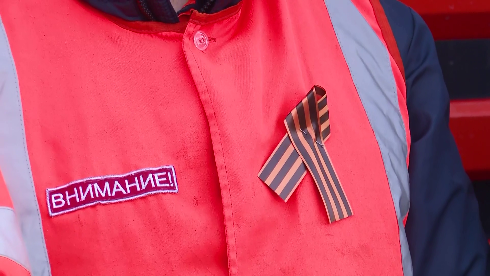 В Дудинке стартовала ежегодная акция "Георгиевская ленточка"